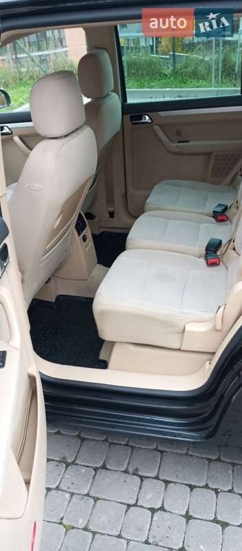 Мінівен Volkswagen Touran 2004 в Івано-Франківську фото 2 Мінівен Volkswagen Touran 2004 в Івано-Франківську