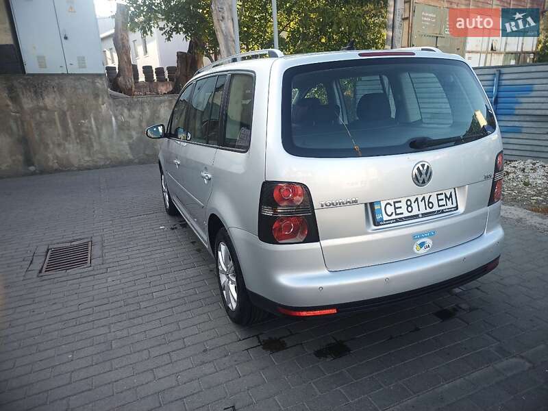 Минивэн Volkswagen Touran 2010 в Черновцах фото 9 Минивэн Volkswagen Touran 2010 в Черновцах