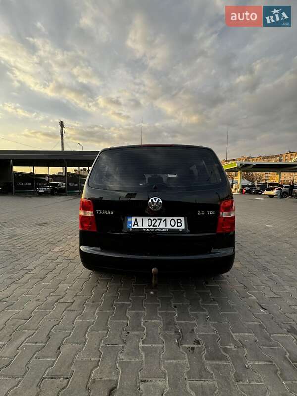 Минивэн Volkswagen Touran 2004 в Белой Церкви