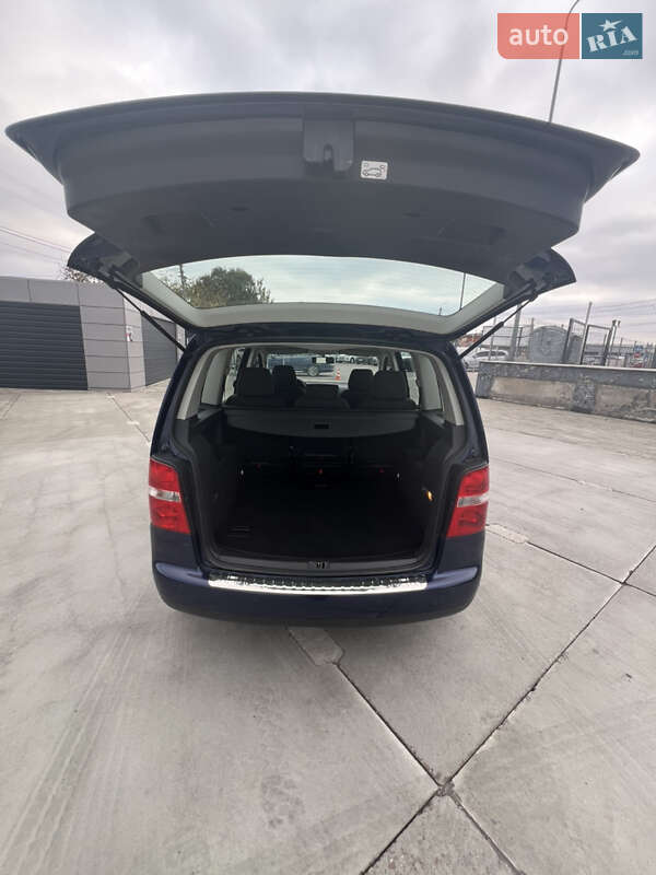 Минивэн Volkswagen Touran 2006 в Белой Церкви фото 24 Минивэн Volkswagen Touran 2006 в Белой Церкви