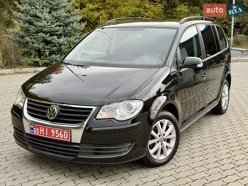 Минивэн Volkswagen Touran 2008 в Могилев-Подольске фото 2 Минивэн Volkswagen Touran 2008 в Могилев-Подольске