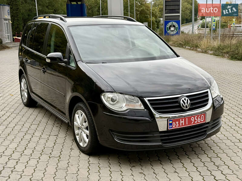 Минивэн Volkswagen Touran 2008 в Могилев-Подольске фото 9 Минивэн Volkswagen Touran 2008 в Могилев-Подольске