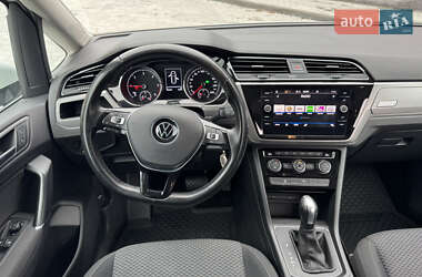 Микровэн Volkswagen Touran 2021 в 