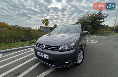 Минивэн Volkswagen Touran 2013 в Мукачево