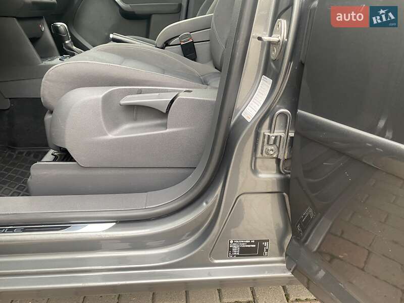 Минивэн Volkswagen Touran 2011 в Черновцах фото 22 Минивэн Volkswagen Touran 2011 в Черновцах