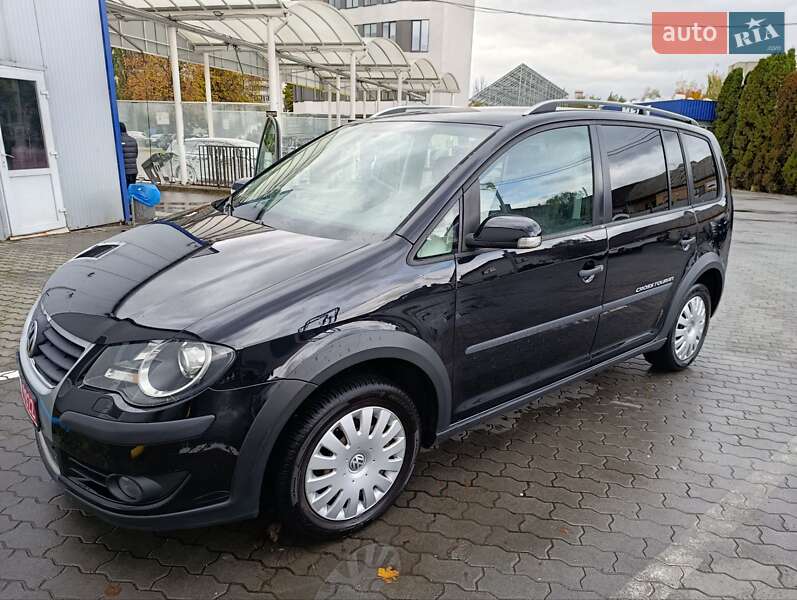 Минивэн Volkswagen Touran 2008 в Луцке фото Минивэн Volkswagen Touran 2008 в Луцке