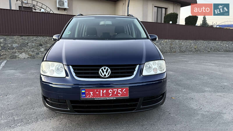 Минивэн Volkswagen Touran 2006 в Шепетовке