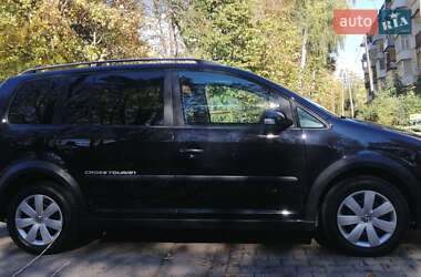 Минивэн Volkswagen Touran 2008 в 