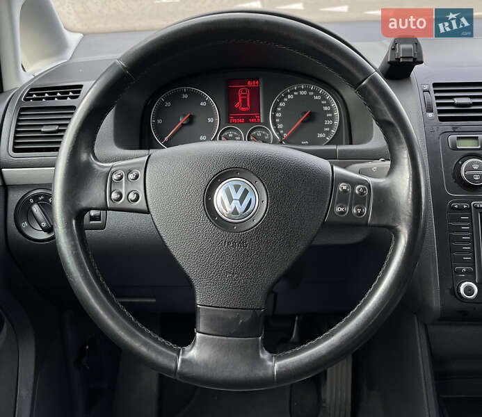 Минивэн Volkswagen Touran 2005 в Луцке фото 15 Минивэн Volkswagen Touran 2005 в Луцке