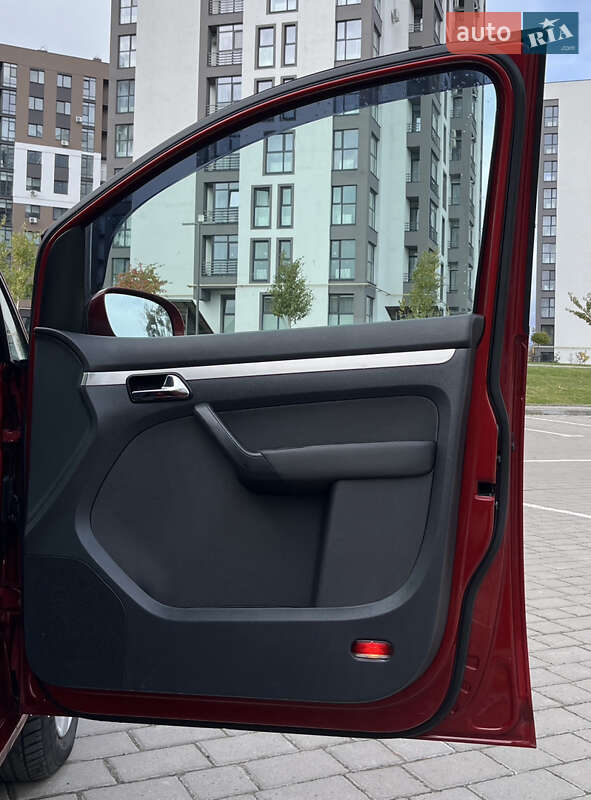 Минивэн Volkswagen Touran 2005 в Луцке фото 22 Минивэн Volkswagen Touran 2005 в Луцке