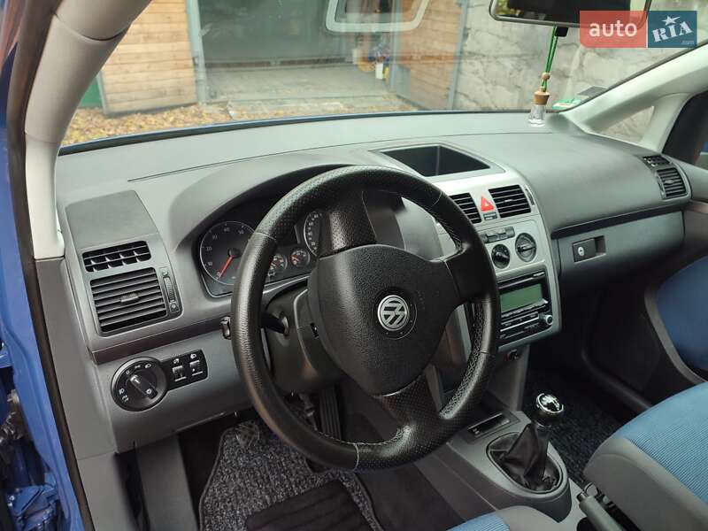 Минивэн Volkswagen Touran 2010 в Житомире фото 12 Минивэн Volkswagen Touran 2010 в Житомире