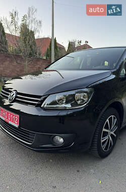 Минивэн Volkswagen Touran 2012 в 