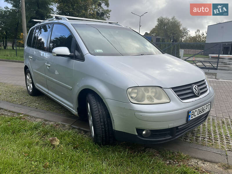 Минивэн Volkswagen Touran 2003 в Львове