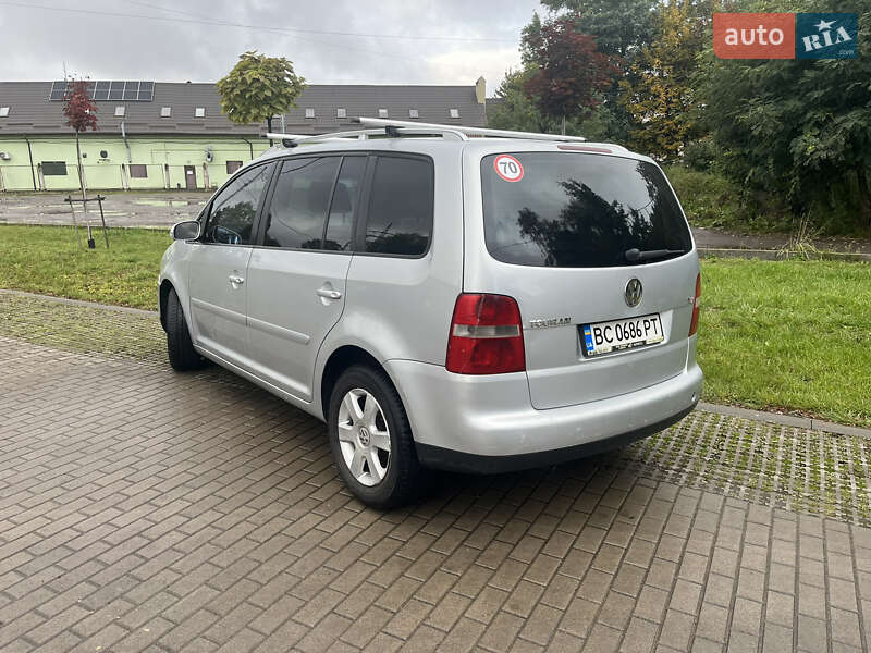 Минивэн Volkswagen Touran 2003 в Львове