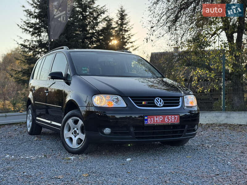 Мінівен Volkswagen Touran 2006 в Дрогобичі