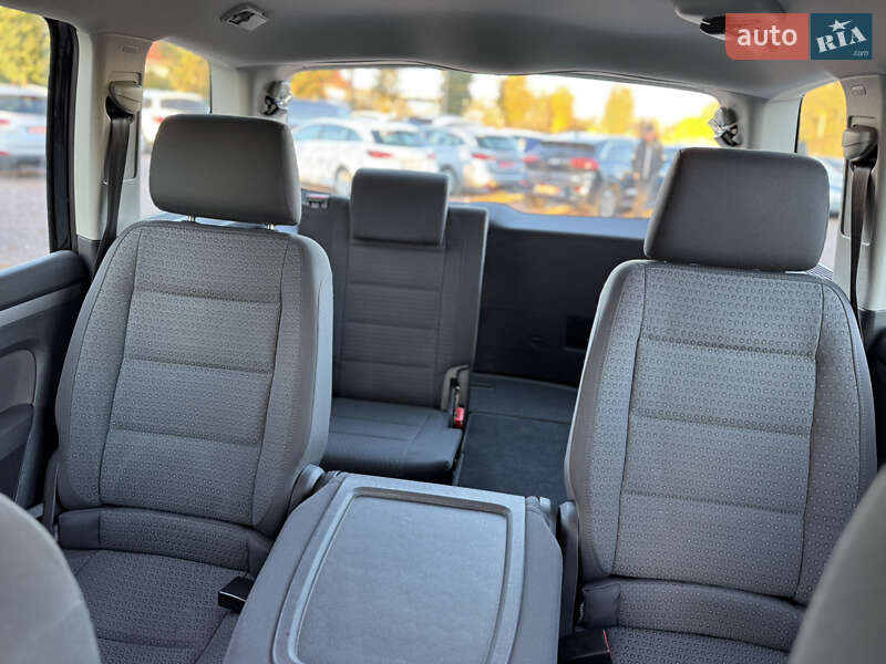 Мінівен Volkswagen Touran 2006 в Дрогобичі