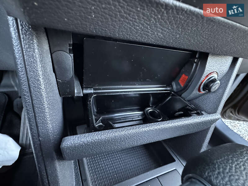 Мінівен Volkswagen Touran 2006 в Дрогобичі