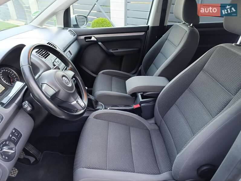Минивэн Volkswagen Touran 2011 в Ивано-Франковске фото 22 Минивэн Volkswagen Touran 2011 в Ивано-Франковске