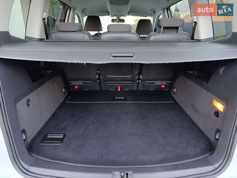 Минивэн Volkswagen Touran 2011 в Ивано-Франковске фото 32 Минивэн Volkswagen Touran 2011 в Ивано-Франковске