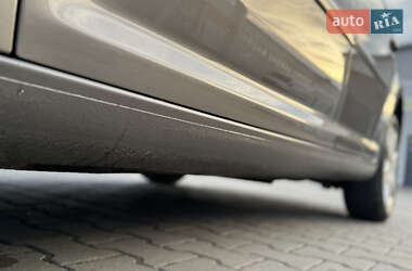 Минивэн Volkswagen Touran 2007 в 