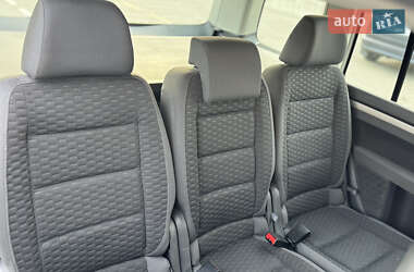 Минивэн Volkswagen Touran 2007 в 