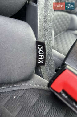 Минивэн Volkswagen Touran 2007 в 