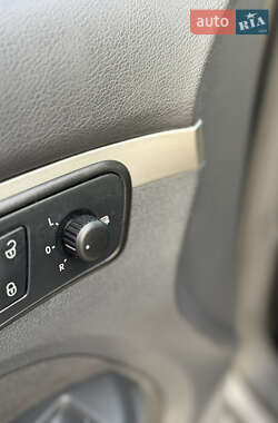 Минивэн Volkswagen Touran 2007 в 