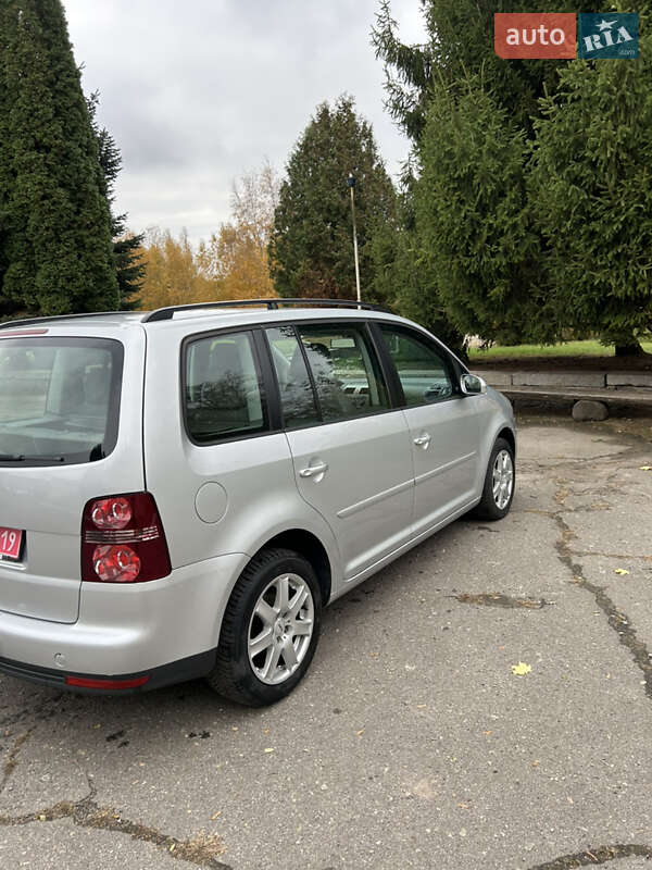 Минивэн Volkswagen Touran 2008 в Золотоноше фото 24 Минивэн Volkswagen Touran 2008 в Золотоноше