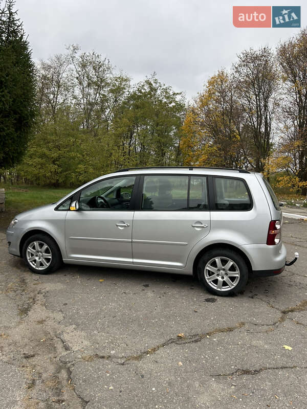 Минивэн Volkswagen Touran 2008 в Золотоноше фото 29 Минивэн Volkswagen Touran 2008 в Золотоноше