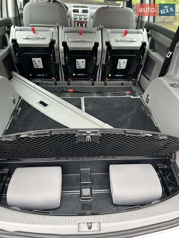 Минивэн Volkswagen Touran 2008 в Золотоноше фото 44 Минивэн Volkswagen Touran 2008 в Золотоноше