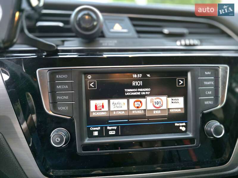 Мікровен Volkswagen Touran 2017 в Бориславі