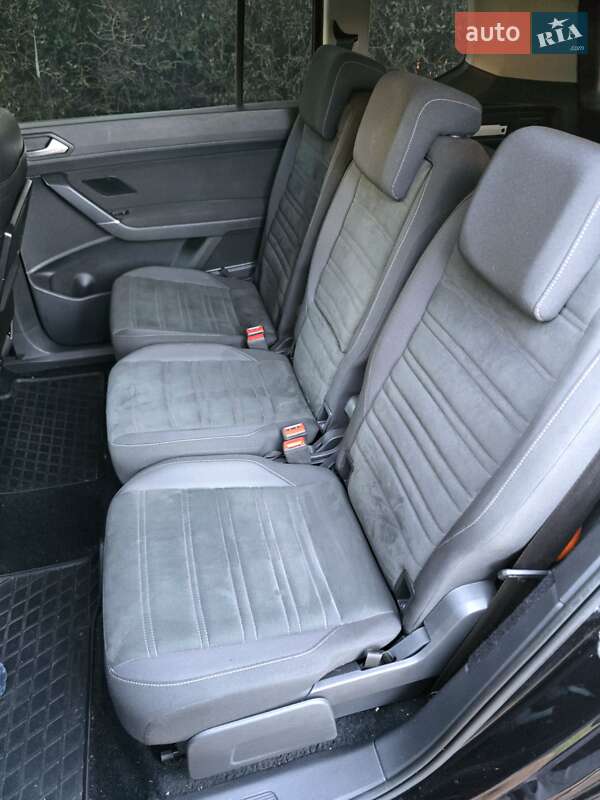 Мікровен Volkswagen Touran 2017 в Бориславі