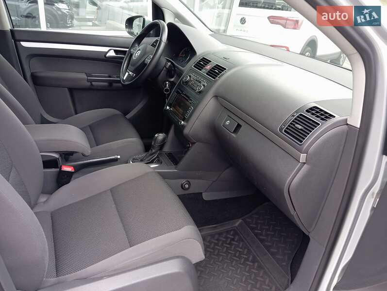 Минивэн Volkswagen Touran 2012 в Киеве фото 25 Минивэн Volkswagen Touran 2012 в Киеве