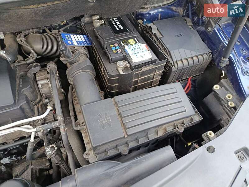 Минивэн Volkswagen Touran 2006 в Калуше