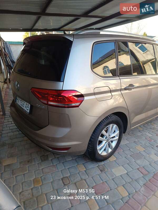 Микровэн Volkswagen Touran 2017 в Каменец-Подольском фото 4 Микровэн Volkswagen Touran 2017 в Каменец-Подольском