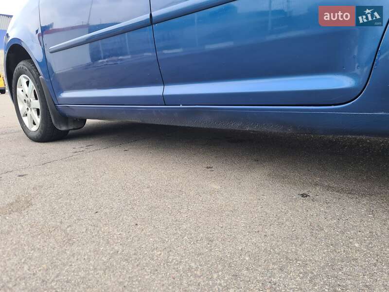 Минивэн Volkswagen Touran 2007 в Виннице