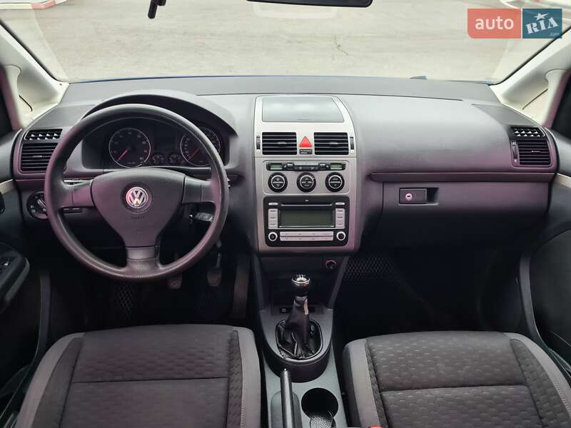 Минивэн Volkswagen Touran 2007 в Виннице