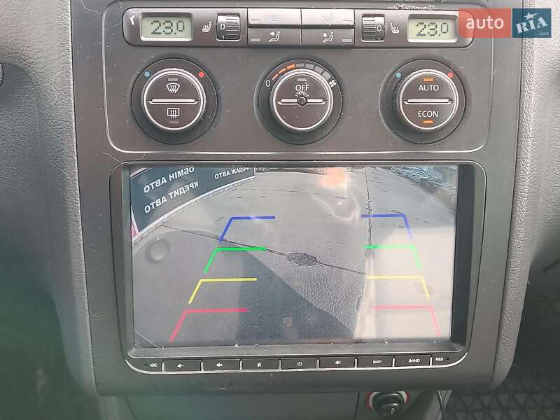 Мінівен Volkswagen Touran 2005 в Харкові