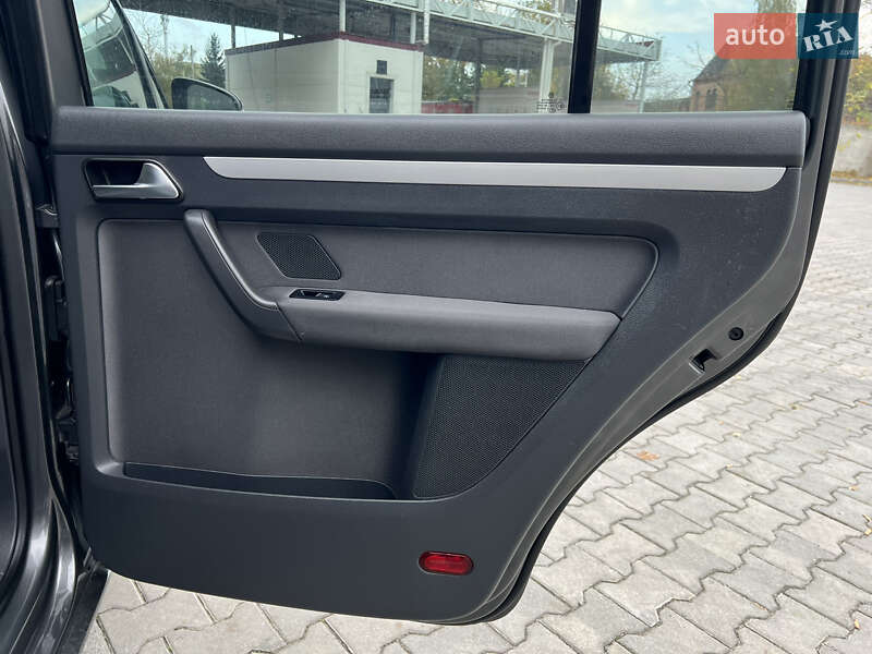 Мінівен Volkswagen Touran 2013 в Вінниці фото 14 Мінівен Volkswagen Touran 2013 в Вінниці