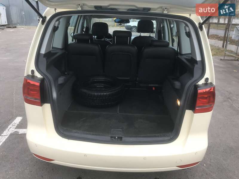 Минивэн Volkswagen Touran 2012 в Луцке фото 8 Минивэн Volkswagen Touran 2012 в Луцке