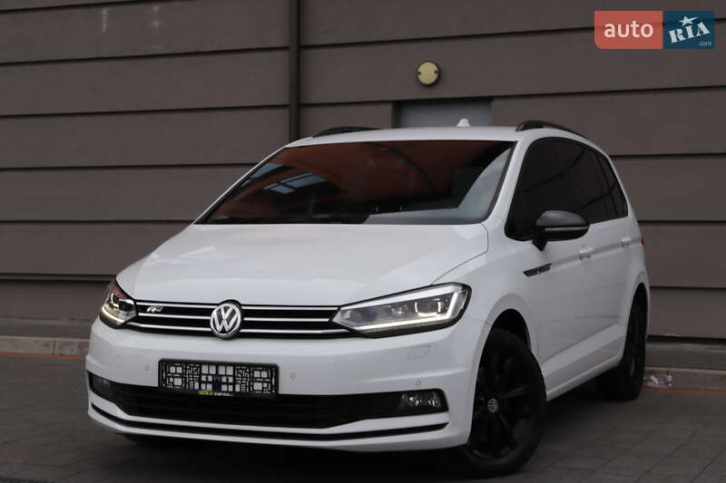 Микровэн Volkswagen Touran 2018 в Дрогобыче