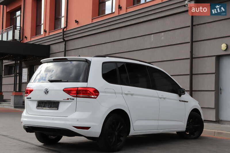 Микровэн Volkswagen Touran 2018 в Дрогобыче