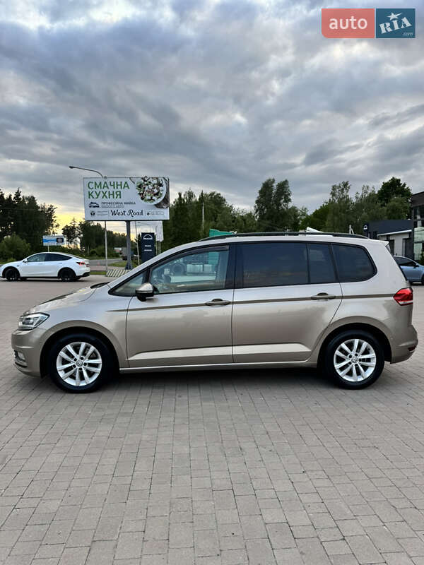 Микровэн Volkswagen Touran 2017 в Луцке фото Микровэн Volkswagen Touran 2017 в Луцке