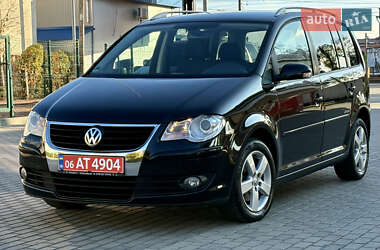 Минивэн Volkswagen Touran 2009 в Житомире