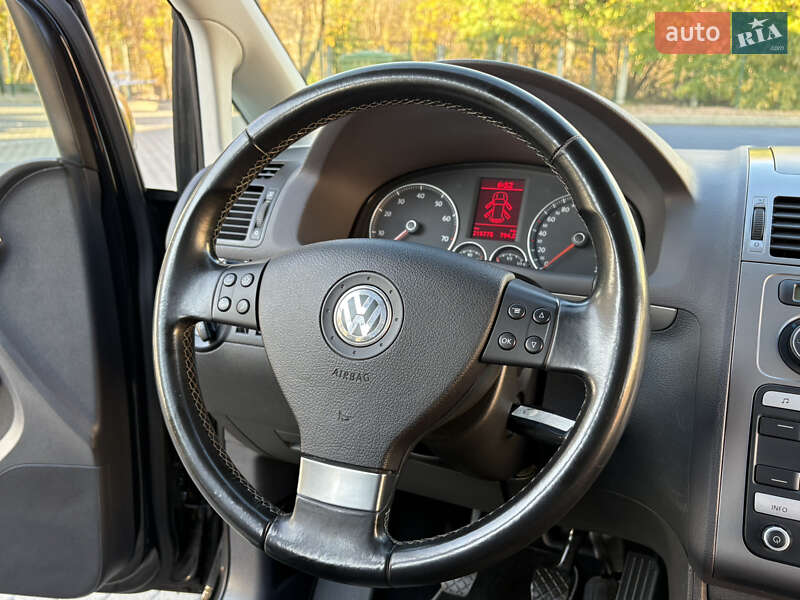 Минивэн Volkswagen Touran 2009 в Житомире фото 27 Минивэн Volkswagen Touran 2009 в Житомире