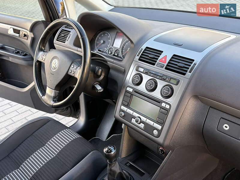 Минивэн Volkswagen Touran 2009 в Житомире фото 33 Минивэн Volkswagen Touran 2009 в Житомире