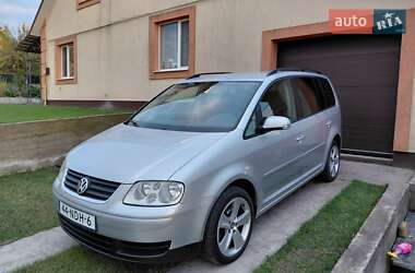 Минивэн Volkswagen Touran 2006 в Ровно