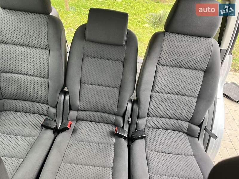 Минивэн Volkswagen Touran 2004 в Умани фото 13 Минивэн Volkswagen Touran 2004 в Умани