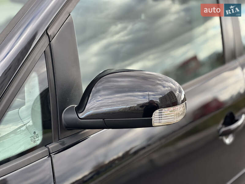 Минивэн Volkswagen Touran 2006 в Виннице фото 5 Минивэн Volkswagen Touran 2006 в Виннице