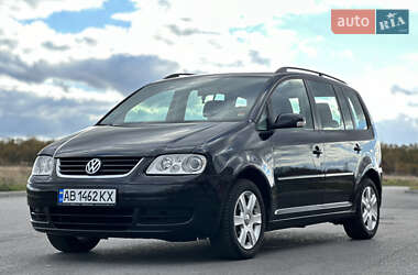 Минивэн Volkswagen Touran 2006 в 